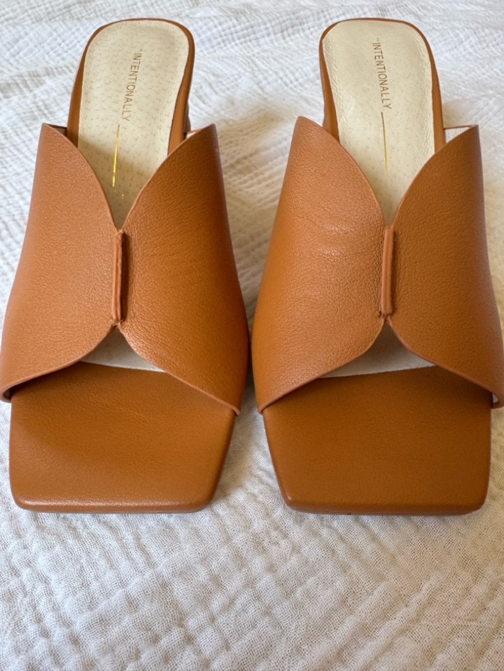 INTENTIONALLY BLANK Cognac Brown Leather Block Heel Mules - Picture 2 of 11
